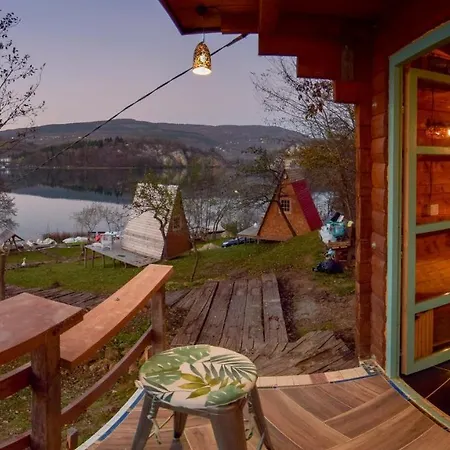 Holiday Suncana Obala Tatil Evi Jajce